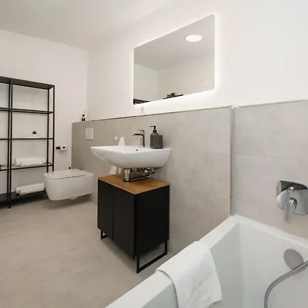 Luxurioeses 4-zimmer-apt Im Japandi-stil I Top-lage I Familienfreundlich I Terrasse I Kueche I Netflix I Kostenloser Parkplatz I 110 M2 * Eltville am Rhein