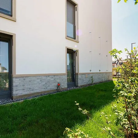 Apartamento Luxuriöses 4-zimmer-apt Im Japandi-stil I Top-lage I Familienfreundlich I Terrasse I Küche I Netflix I Kostenloser Parkplatz I 110 M2 *