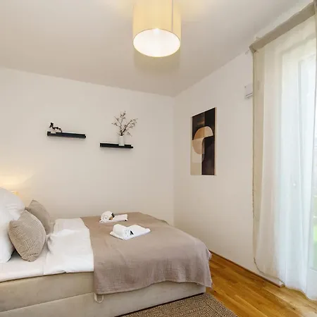 Apartamento Luxuriöses 4-zimmer-apt Im Japandi-stil I Top-lage I Familienfreundlich I Terrasse I Küche I Netflix I Kostenloser Parkplatz I 110 M2 Eltville am Rhein